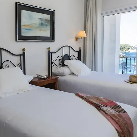Costa Brava Hotel 3*