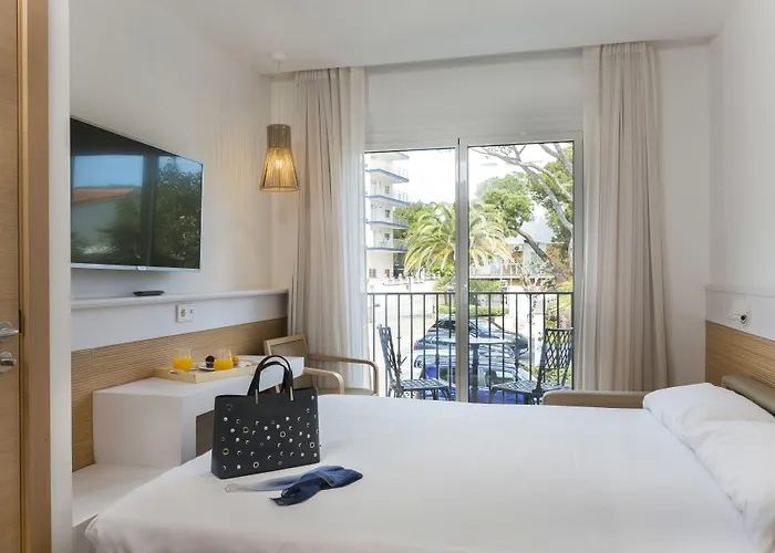 Hotell Costa Brava 3*