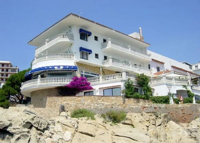 Costa Brava Hotel 3*